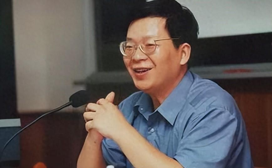 中國第一顆自主設計的CPU,北大堅持自主研發,美國給授權都不用