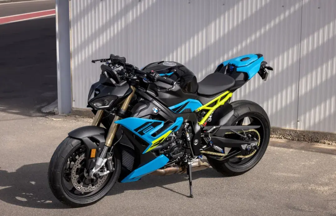 寶馬S1000RR、S1000R新款上市,M系列同步更新,馬力更大了