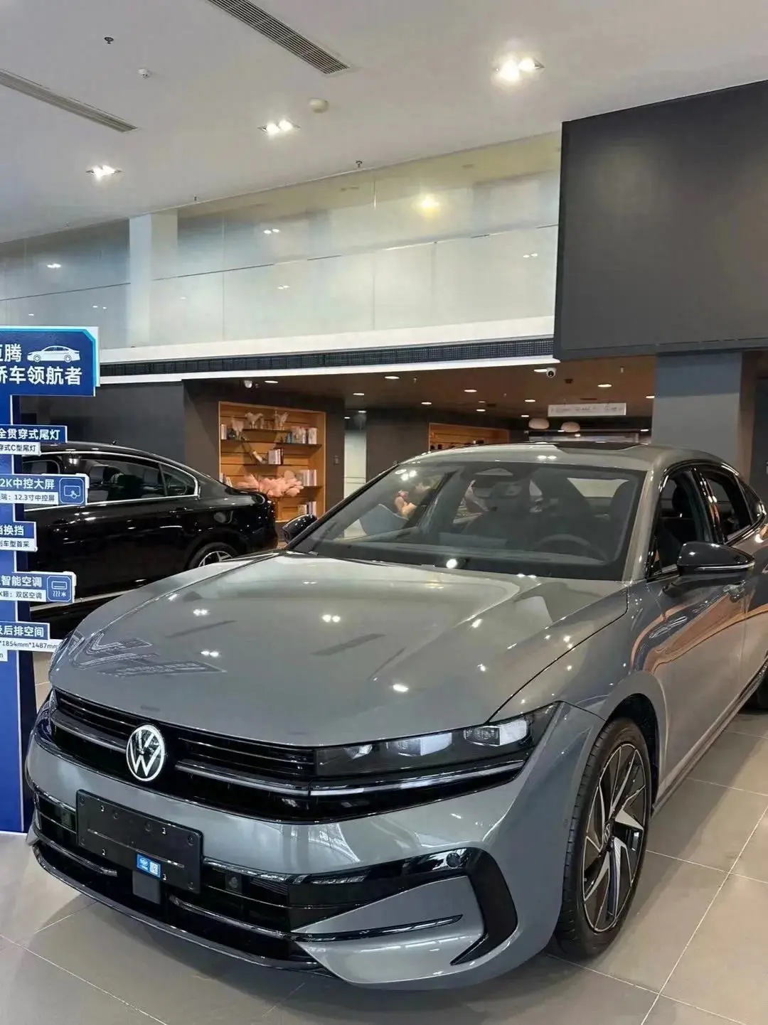 全新一代邁騰真的太贊了!它完全展現出了德系車一如既往的高品質