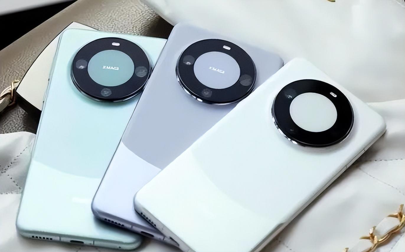 華為 Mate70:未售先燃,科技新巔峰來襲!