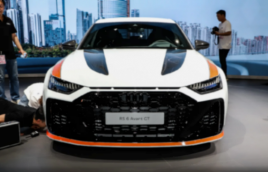 “西裝暴徒”致敬奧迪90 IMSA GTO,擁有專屬序列號(hào),亮相廣州車展