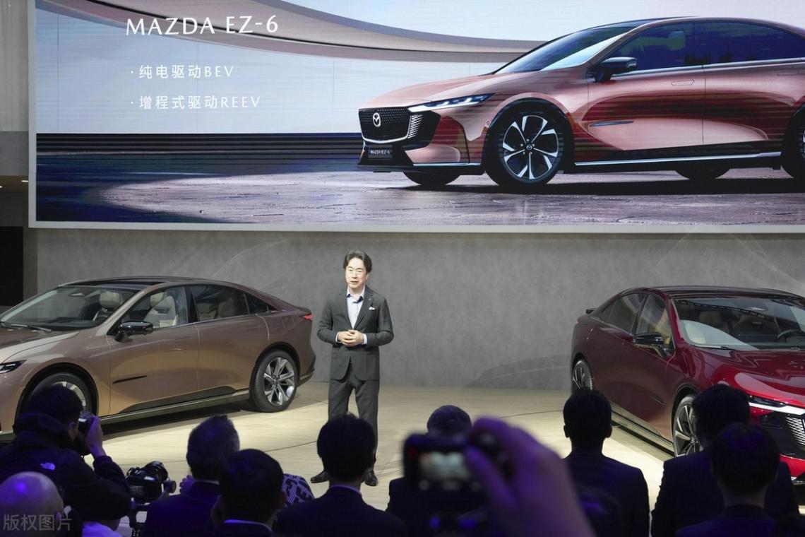 試駕馬自達(dá) EZ-6:跟著潮流開“好車”,它憑啥火出圈?