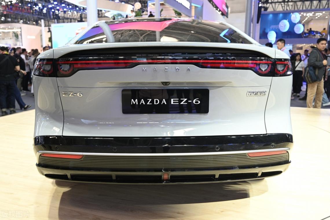 試駕馬自達(dá) EZ-6:跟著潮流開“好車”,它憑啥火出圈?