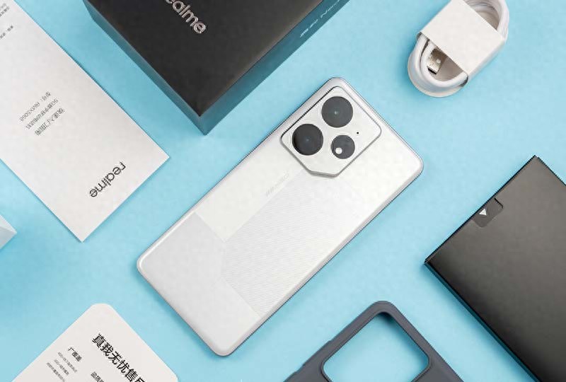僅2099元的天璣9300+手機,7000mAh+直屏,至少用6年