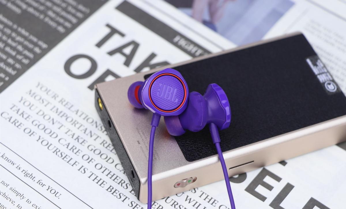 大廠有線游戲耳機JBL QUANTUM 50,小編最近剛好入手了,評測一波